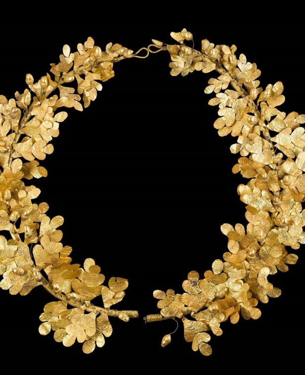 Gold and Jewelry, from Antiquity to the Renaissance Princes