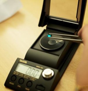 recognize gemstones gemology classes C (5)_0.jpg