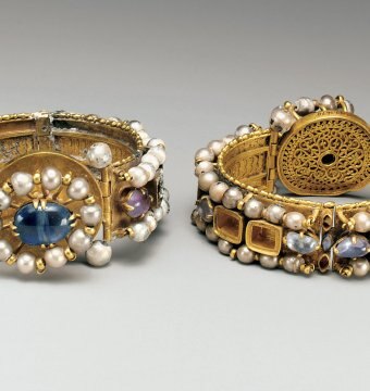 Gold and Jewelry, from Antiquity to the Renaissance Princes