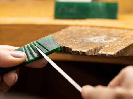 1280x476_Trying Out the Jeweler's Techniques.jpg